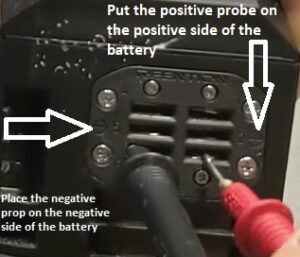 Measure the main voltage of the ebike battery